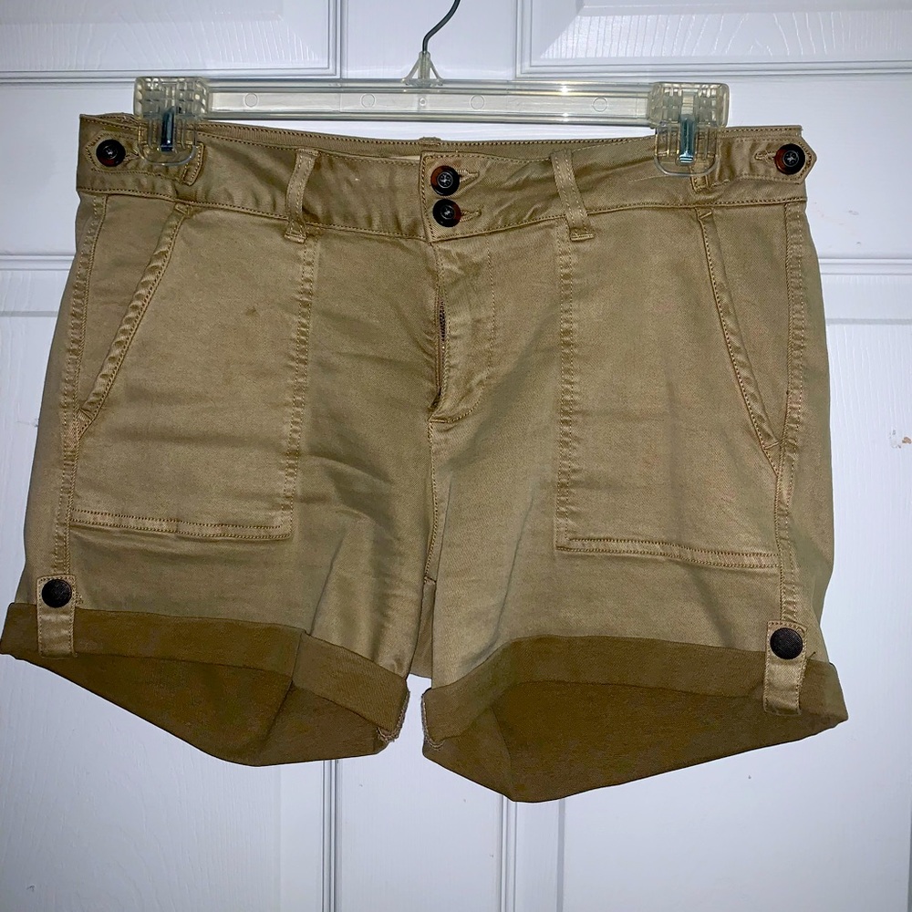 Khaki/tan shorts from buckle!